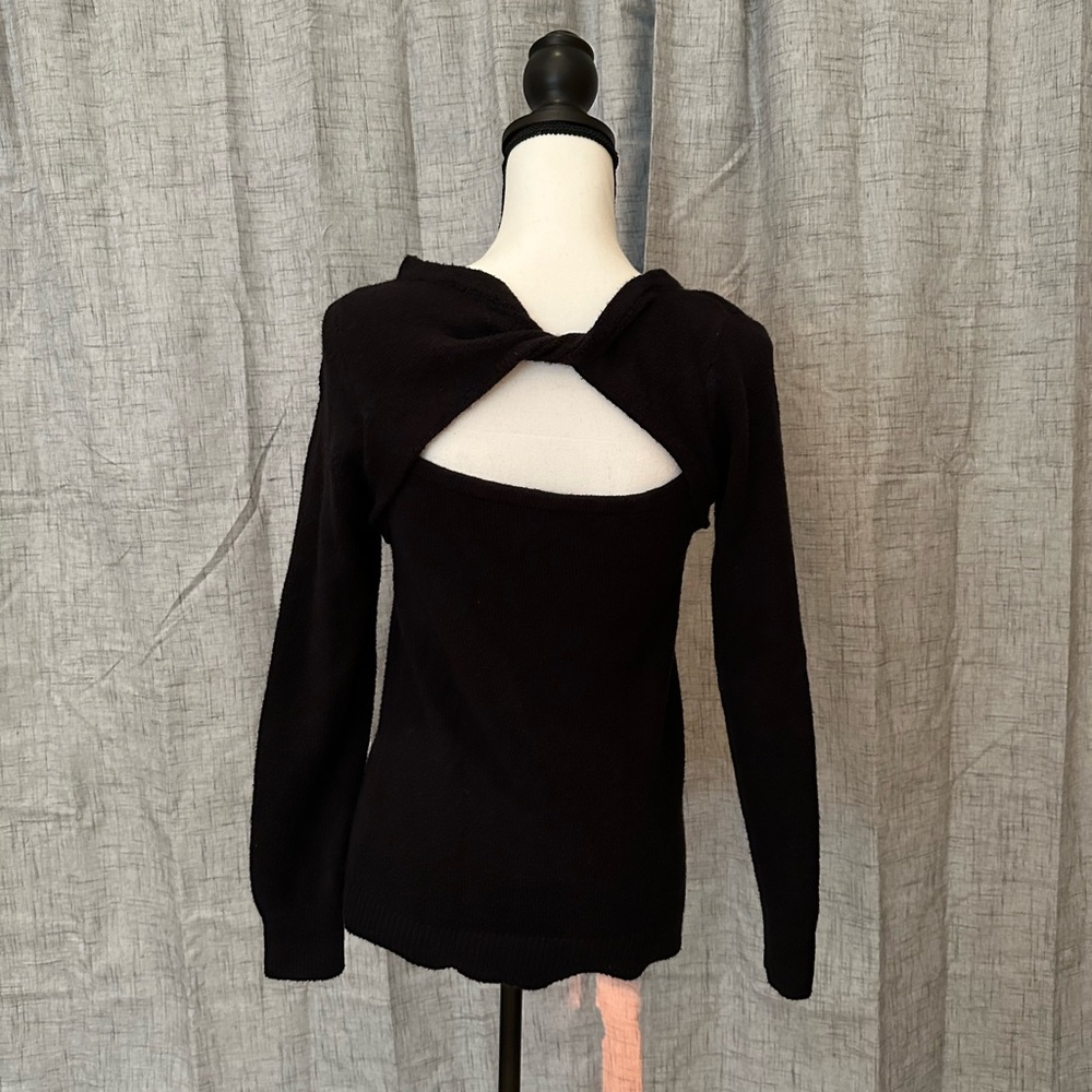 Loft Sweater - Picture 3 of 4